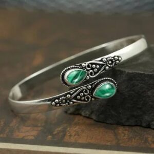 Hot Selling Inlaid Green Agate Fashion Retro Adjustable Bracelet Women